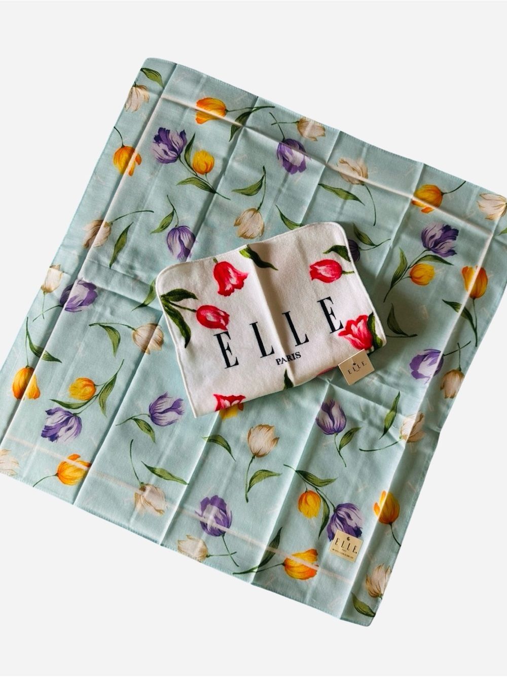 NWT Elle Paris Floral Tulips Handkerchief Washcloth Pouch Set